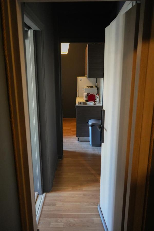 Acropolis Central Apartments アテネ エクステリア 写真