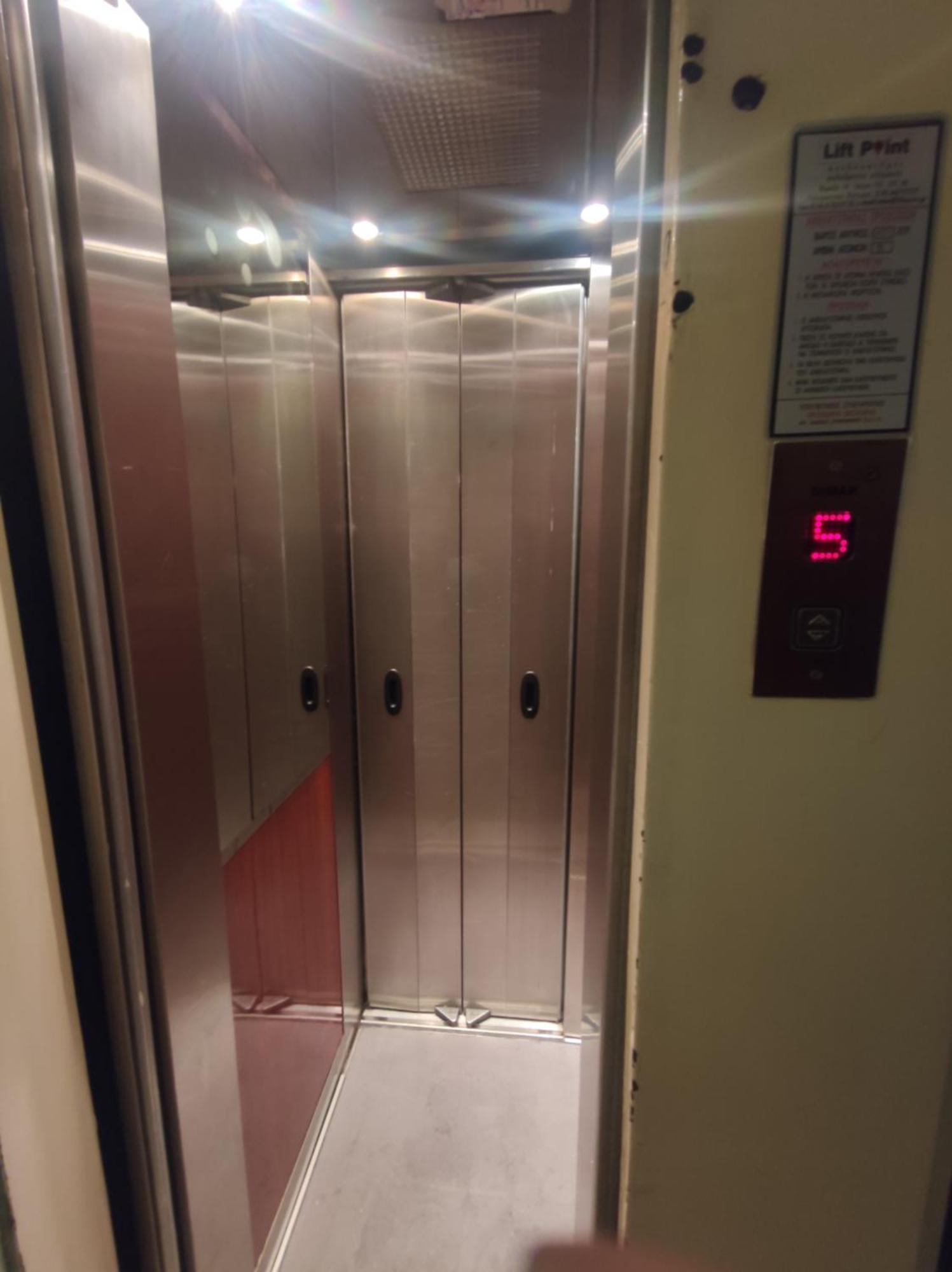 Acropolis Central Apartments アテネ エクステリア 写真